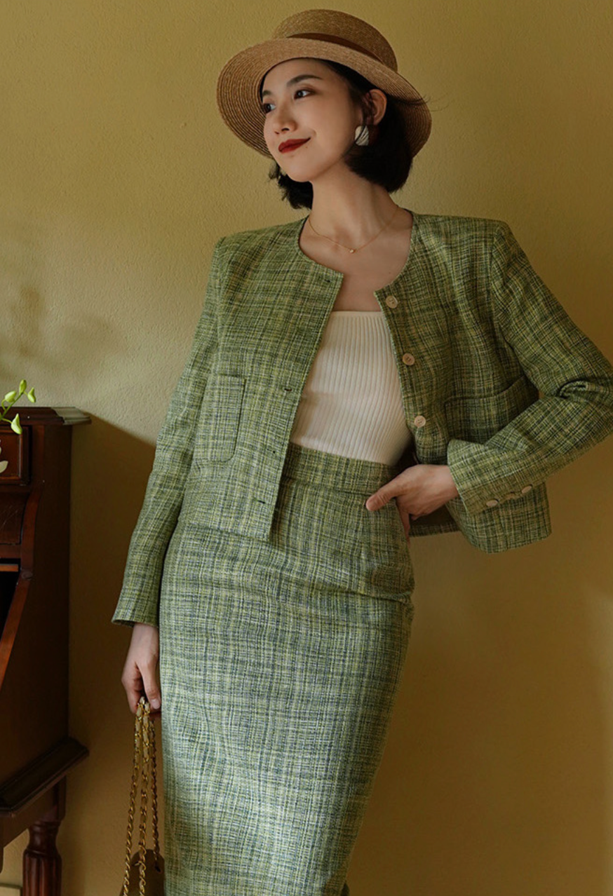 Tweed jacket and classical skirt