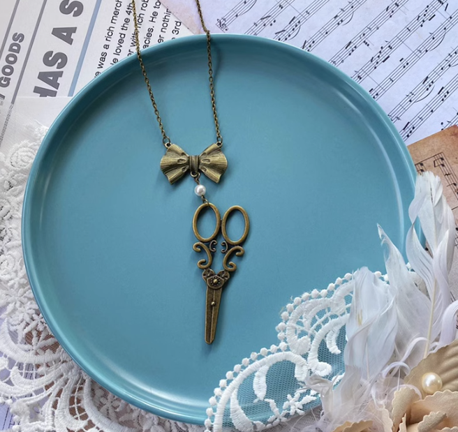 Halloween Alice - Vintage Lolita Bow-Scissors Shaped Necklace