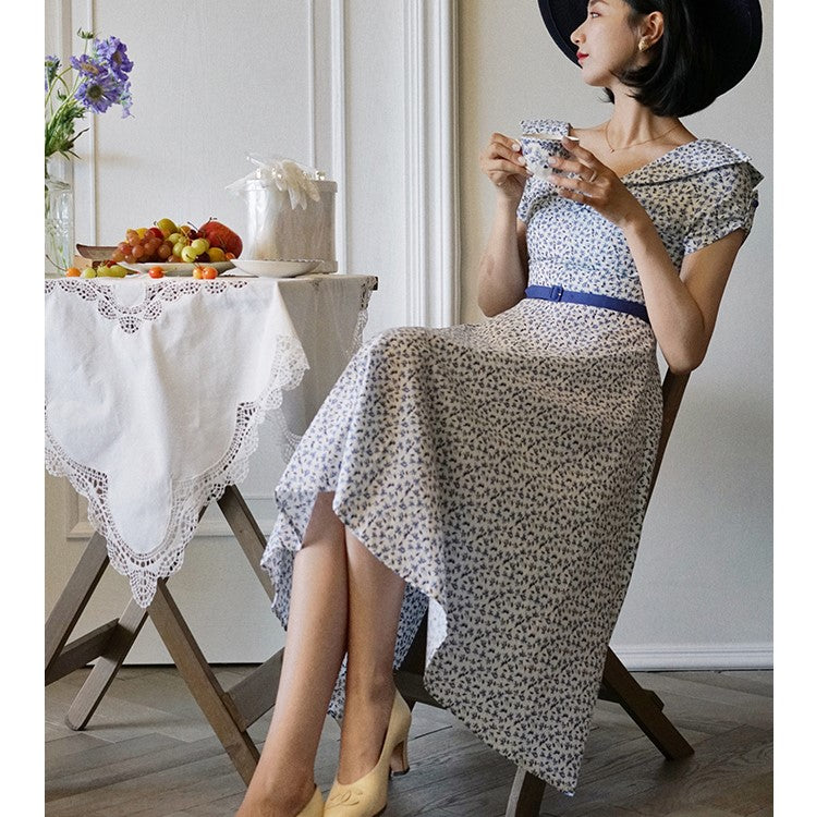 Western-style floral vintage dress