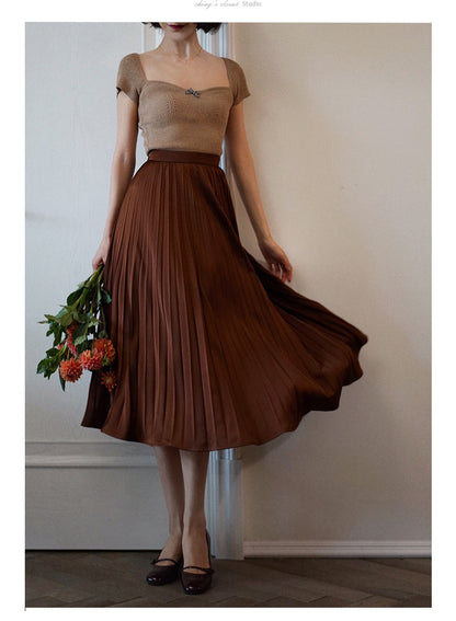 Western Ladies Elegant Pleated Skirt