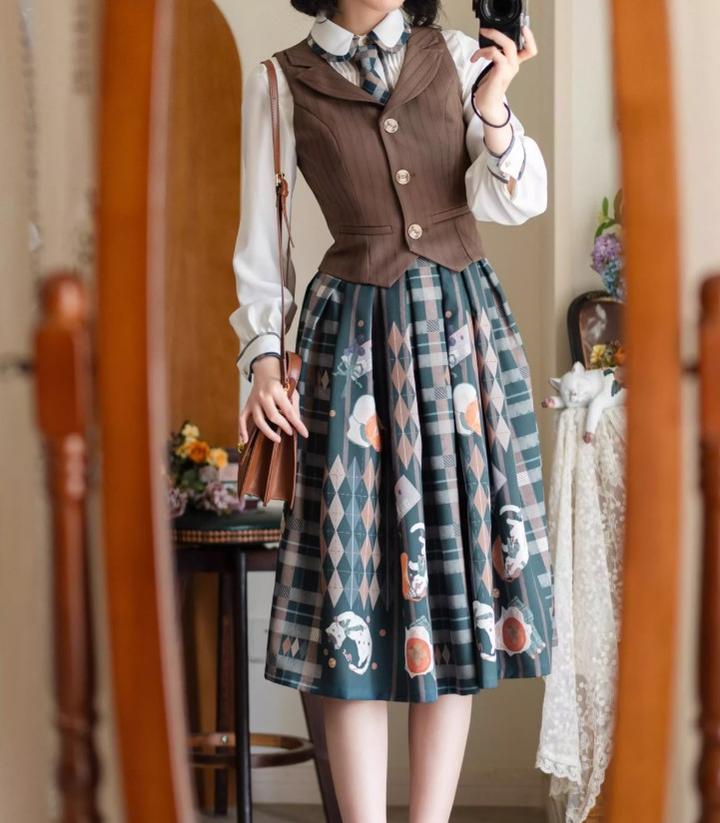 Forest Wardrobe - Persimmon Orange Cat - Vintage Brown Lolita Vest With Lapel Collar