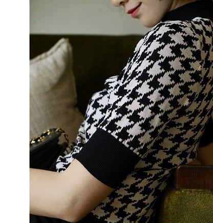 houndstooth vintage turtle knit