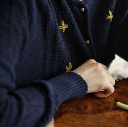 Dark blue floral embroidery knit cardigan