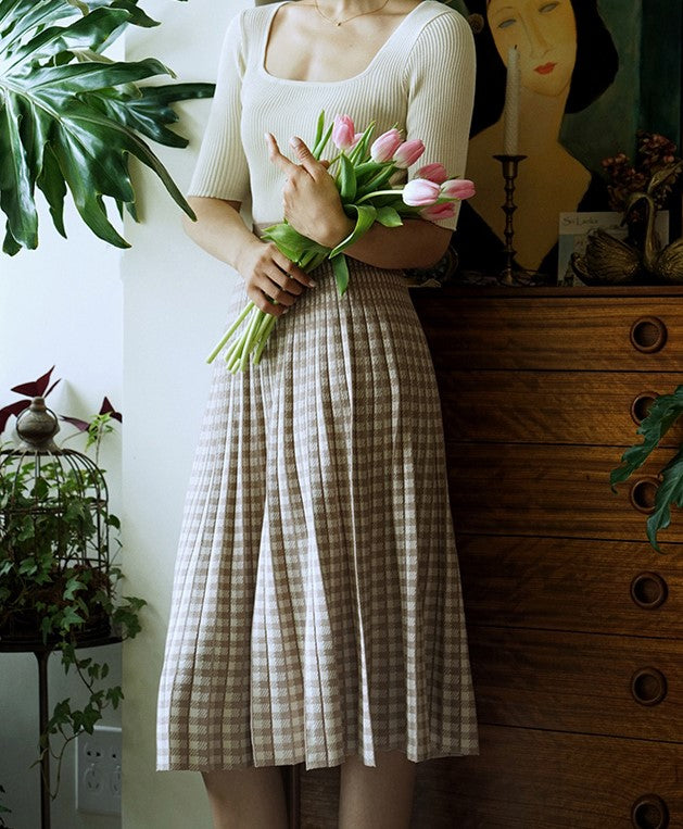 retro plaid skirt