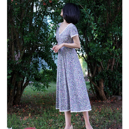 Floral vintage dress