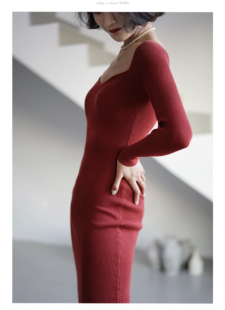 Lady's slim knit dress