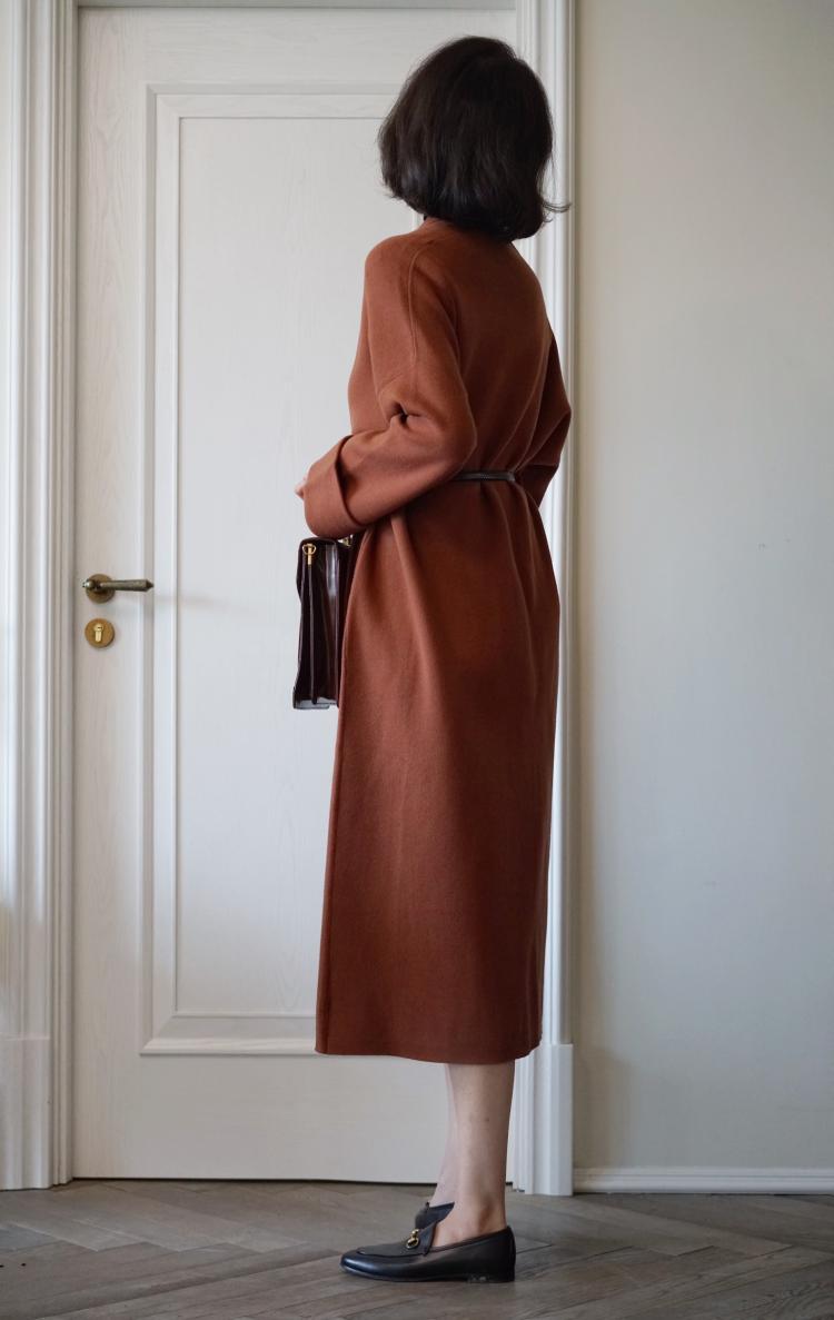 Western lady's classical long coat