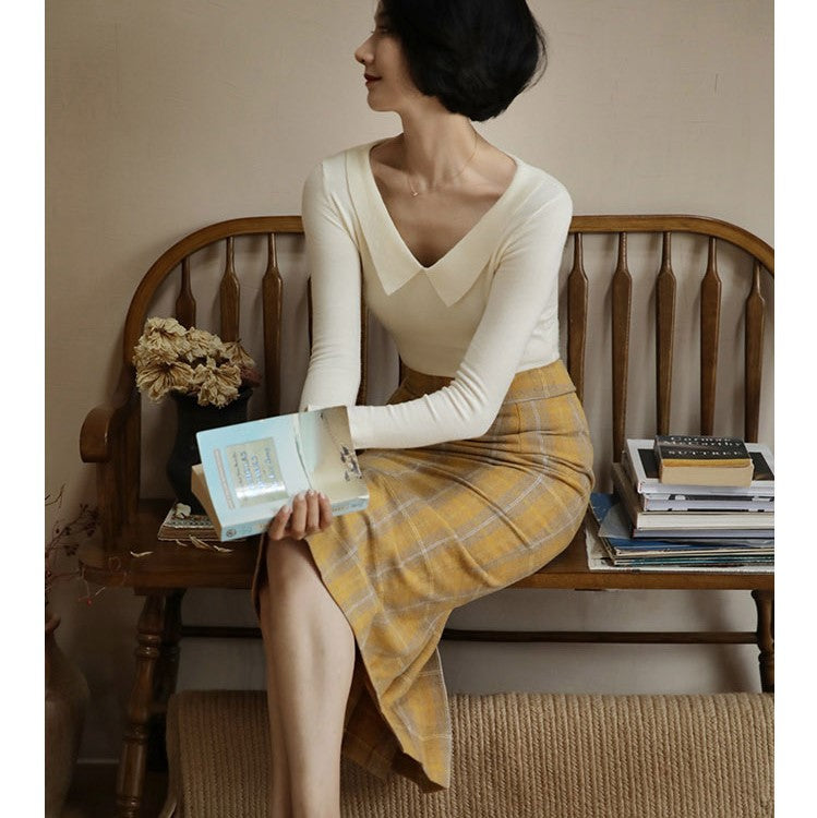 Lady's elegant slim knit