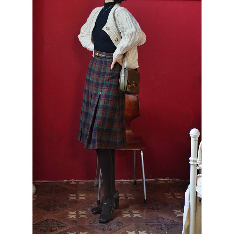 Dark brown plaid classical pleated skirt