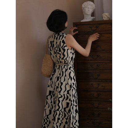 Geometric pattern classical dress