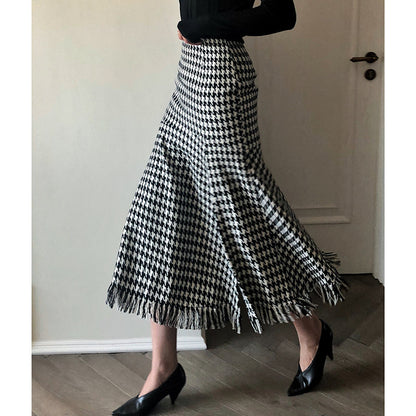 Houndstooth fishtail skirt