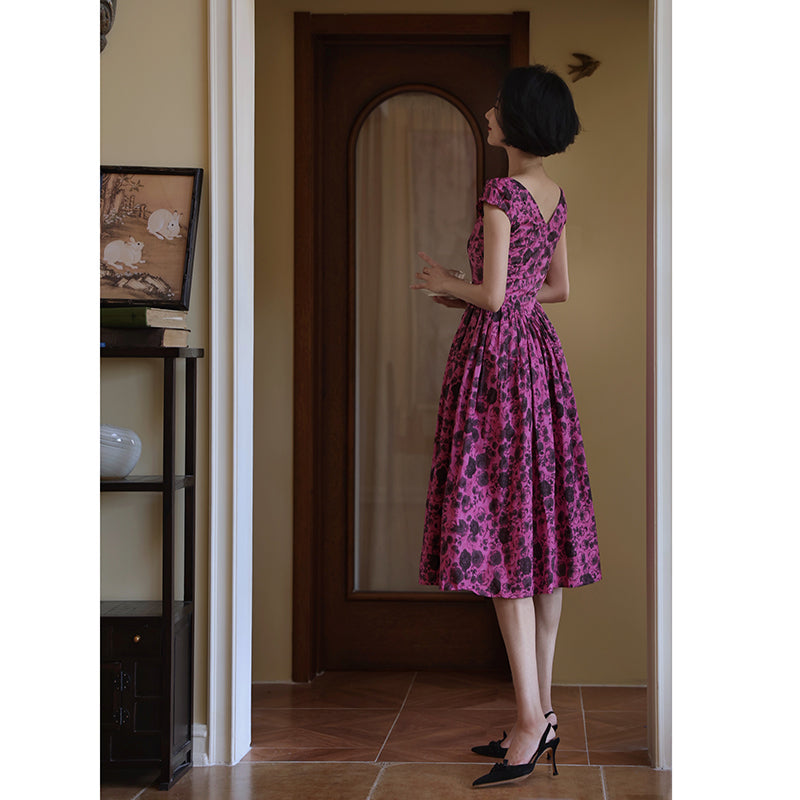 Red bellflower rose pattern Hepburn dress