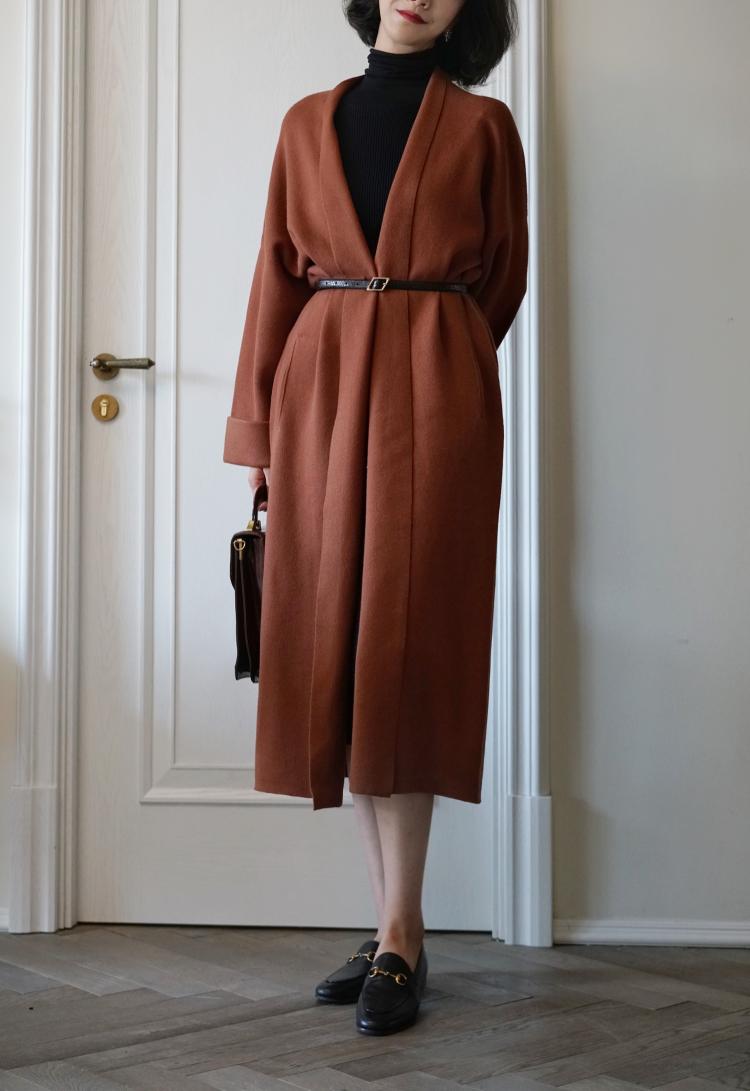 Western lady's classical long coat