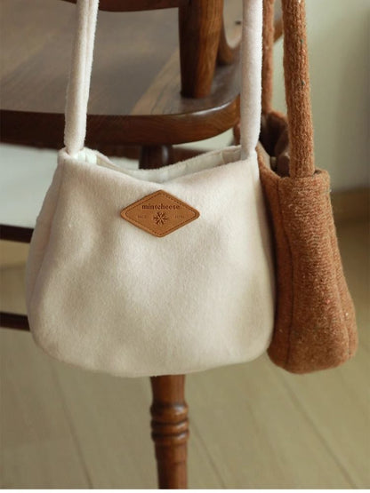 Woolen feeling small egg bag【s0000005924】