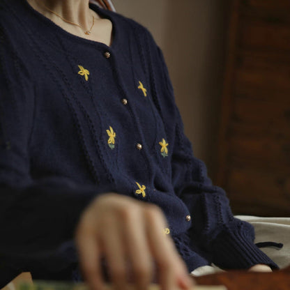 Dark blue floral embroidery knit cardigan