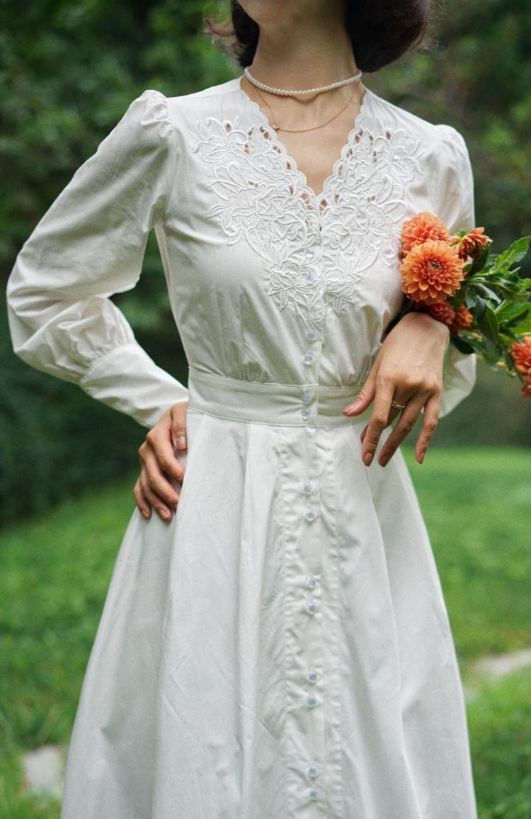 Floral embroidery white vintage dress