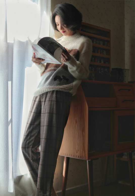 British plaid cropped wool pants