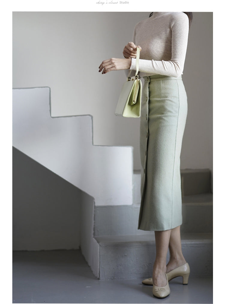 Classy retro lady jacket and pencil skirt