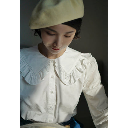 White lady vintage frill blouse