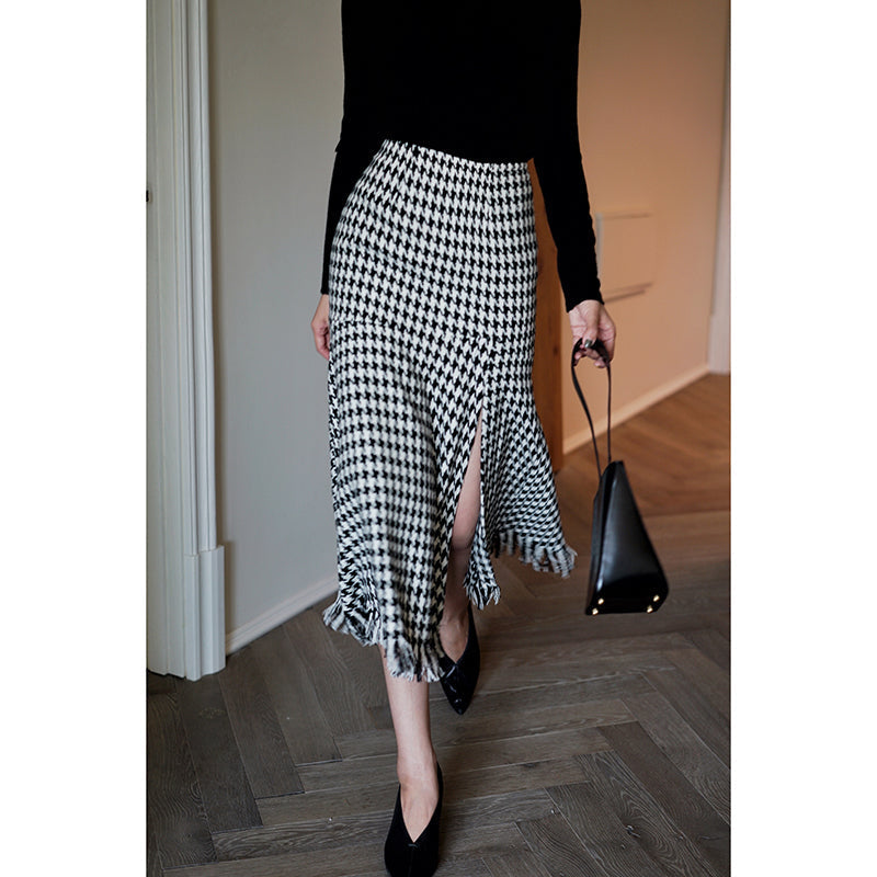 Houndstooth fishtail skirt