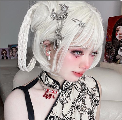 Pippi Palace - Elegant Off-White Short Lolita Wig