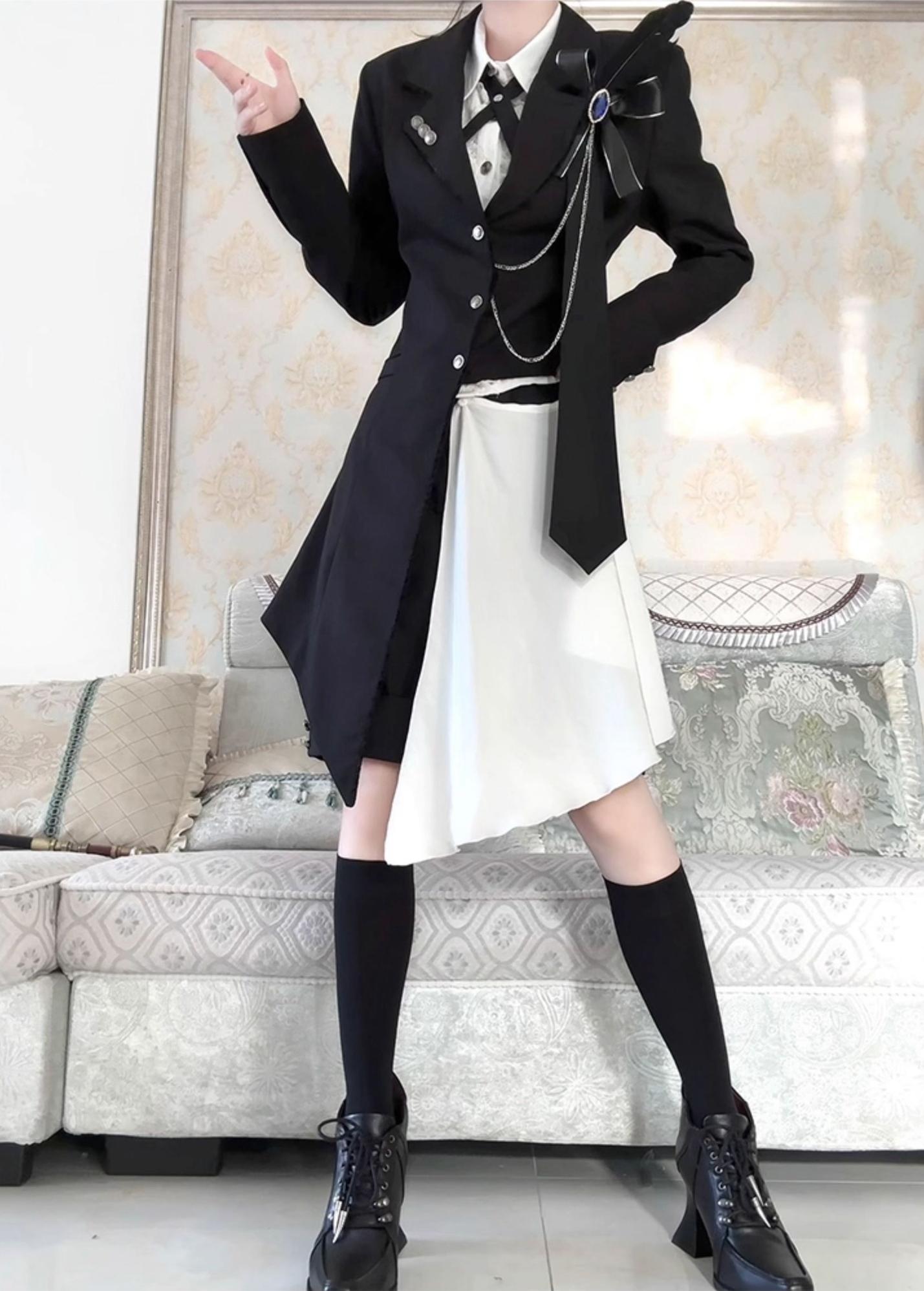 CastleToo - Black Tea Concerto - Ouji Lolita Outfit, Long Vest & Jacket