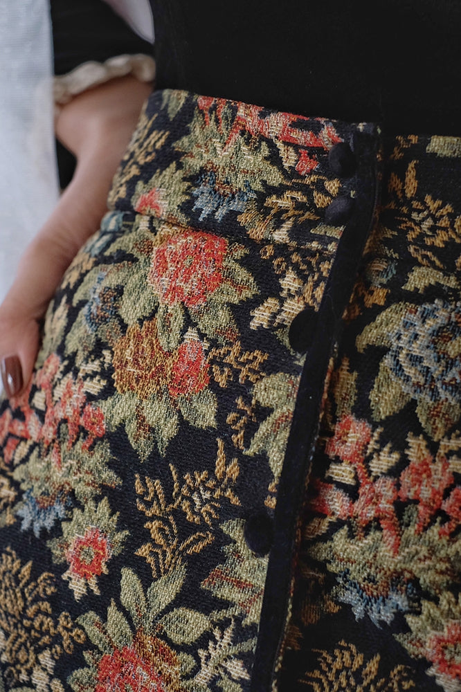 Bouquet of flowers jacquard skirt