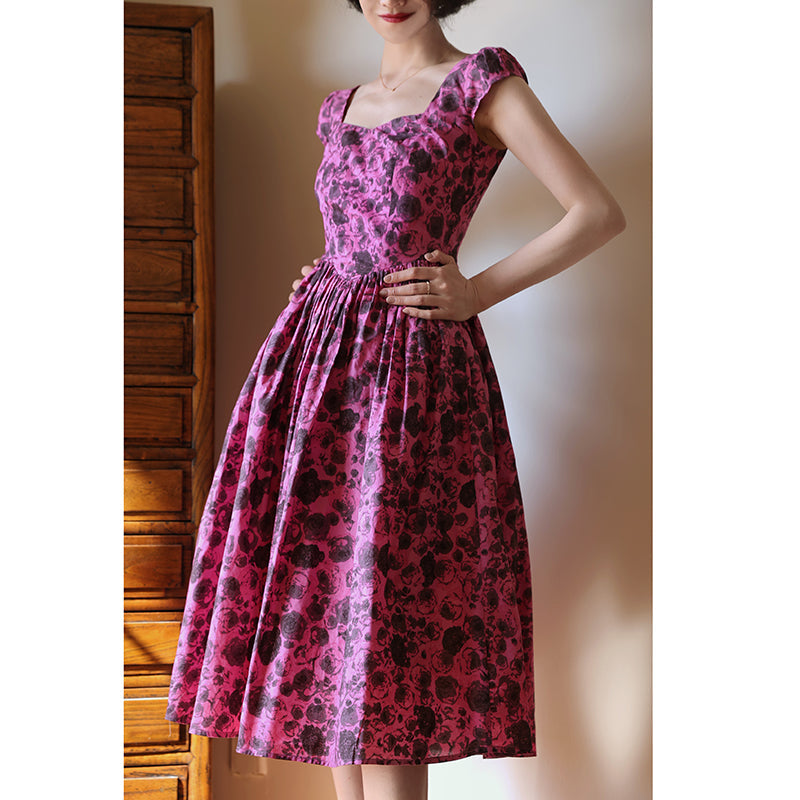 Red bellflower rose pattern Hepburn dress