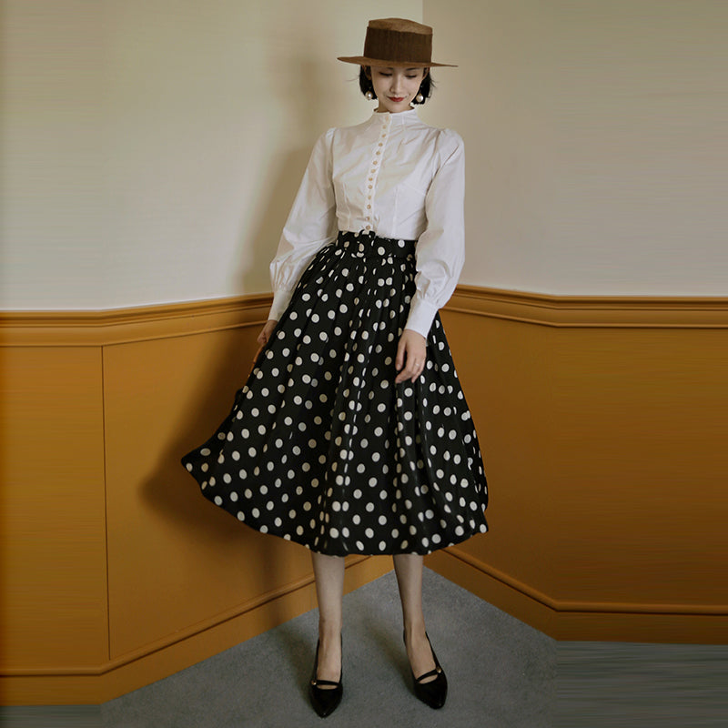 Black lady polka dot umbrella skirt