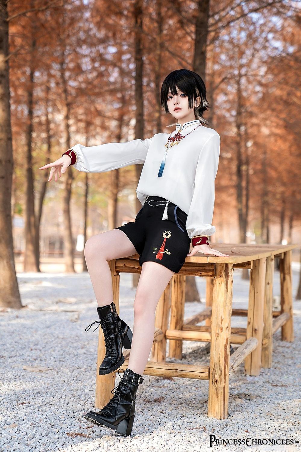 Princess Chronicles - Fortune and Treasure - Chinese Style Shorts Set with Cash Coins Details