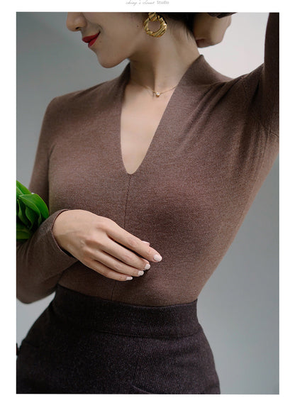 lady's slim wool knit