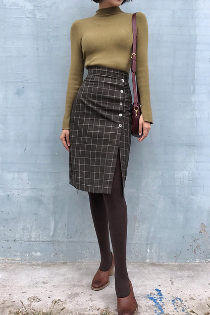 classical plaid skirt