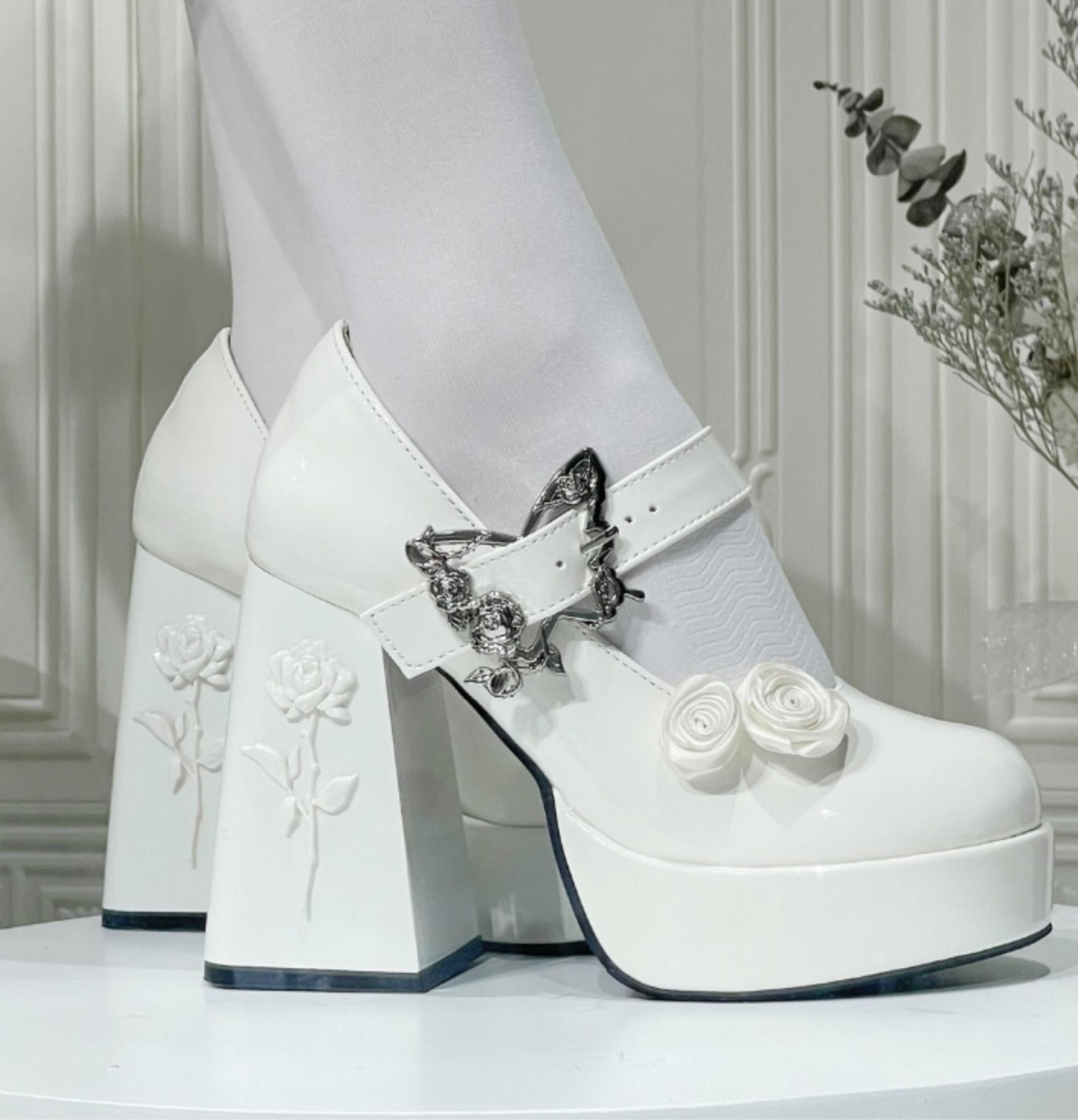 Dreamland - Cyclic Wonders - Elegant Lolita High Platform Shoes with Butterfly and Rose Details
