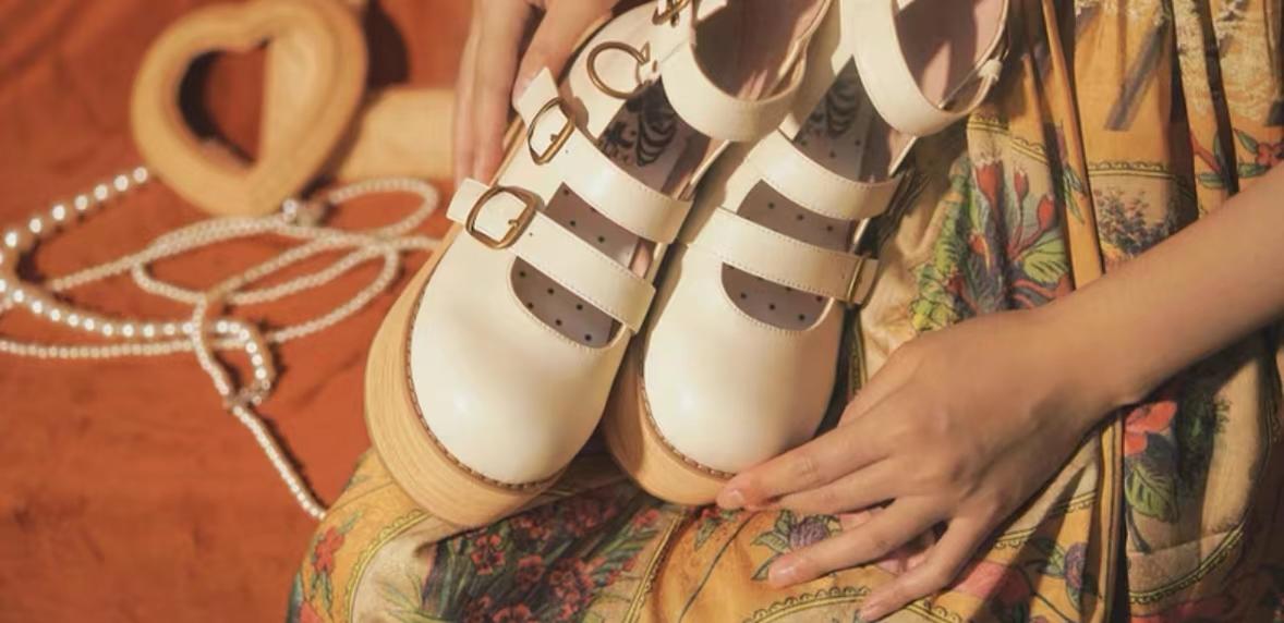 MODO - Retro Lolita Platform Shoes Round Toe Thick Sole