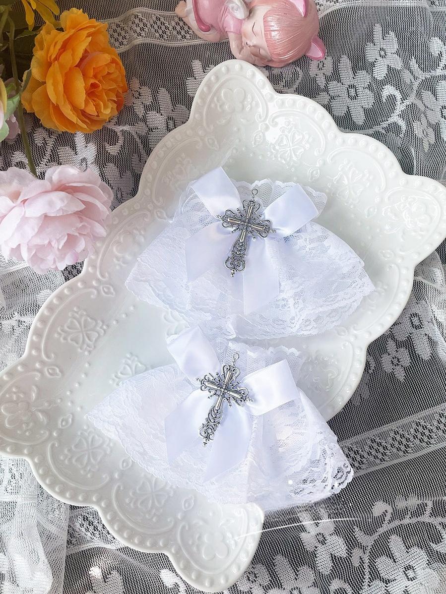 Hua Nai Cat - Gothic Lolita Cuffs with Cross Black and White Hand Sleeve