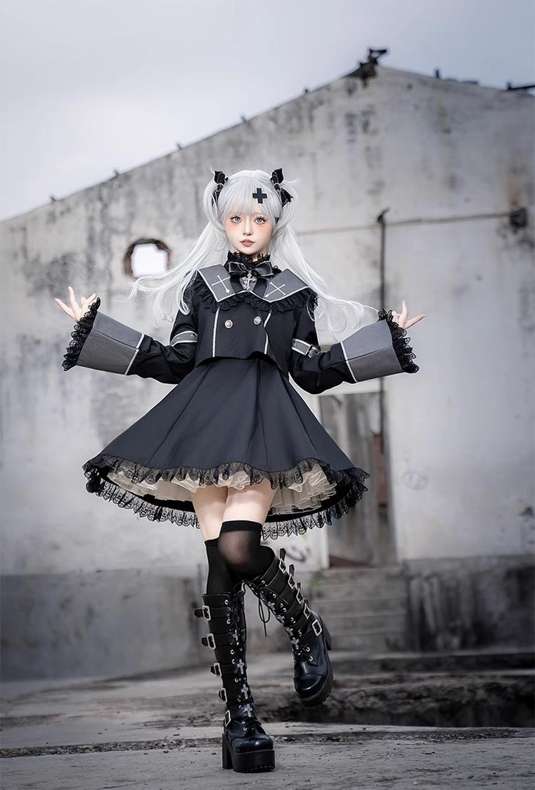 CastleToo - Rules of the Otherworld - Gothic Ouji Lolita Shorts Set with Embroidery Jacket