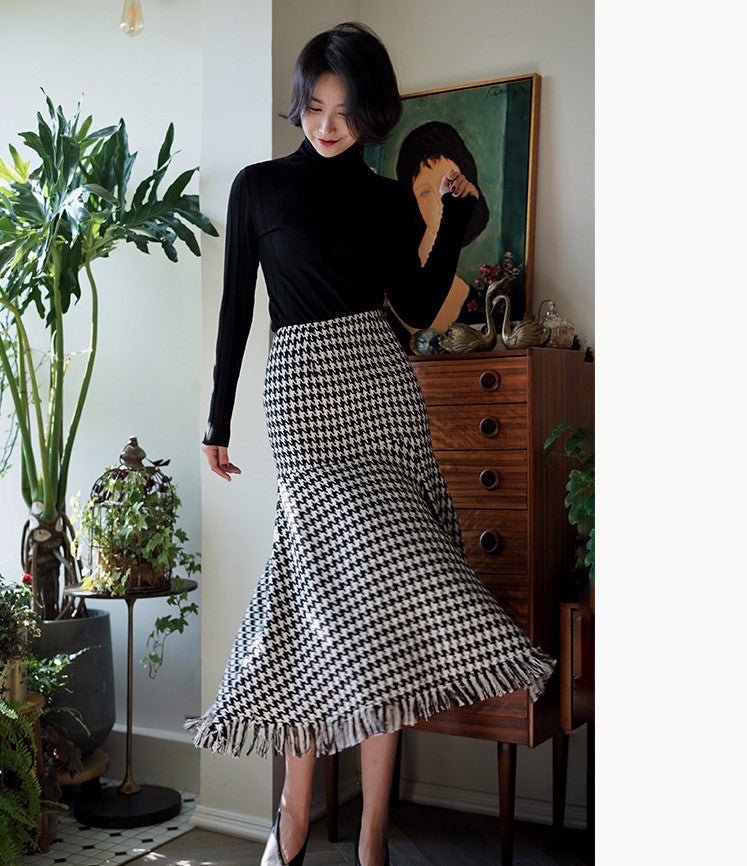 Houndstooth fishtail skirt