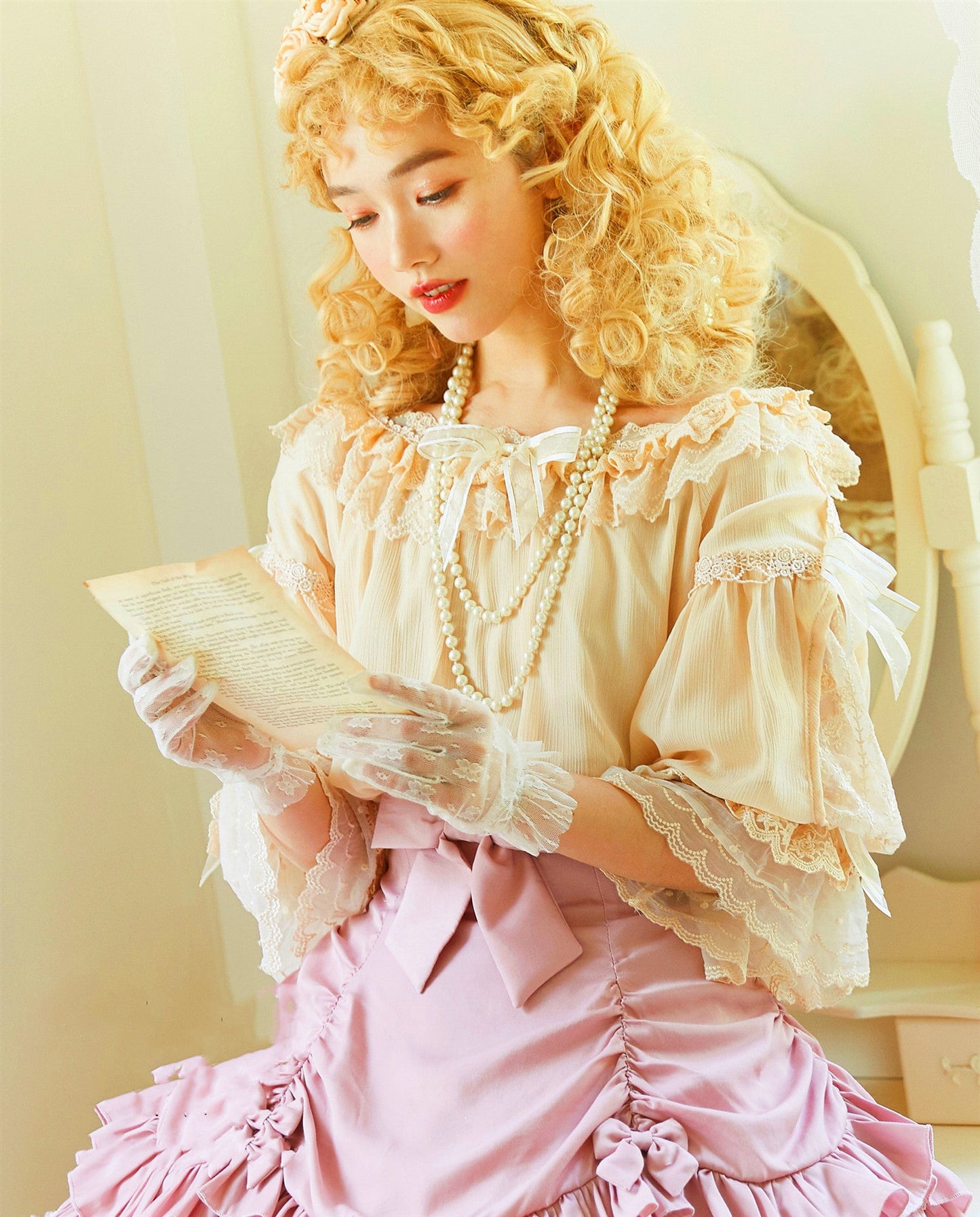 Boguta - Heidi Series - Classic Lace Puff Sleeves Blouse