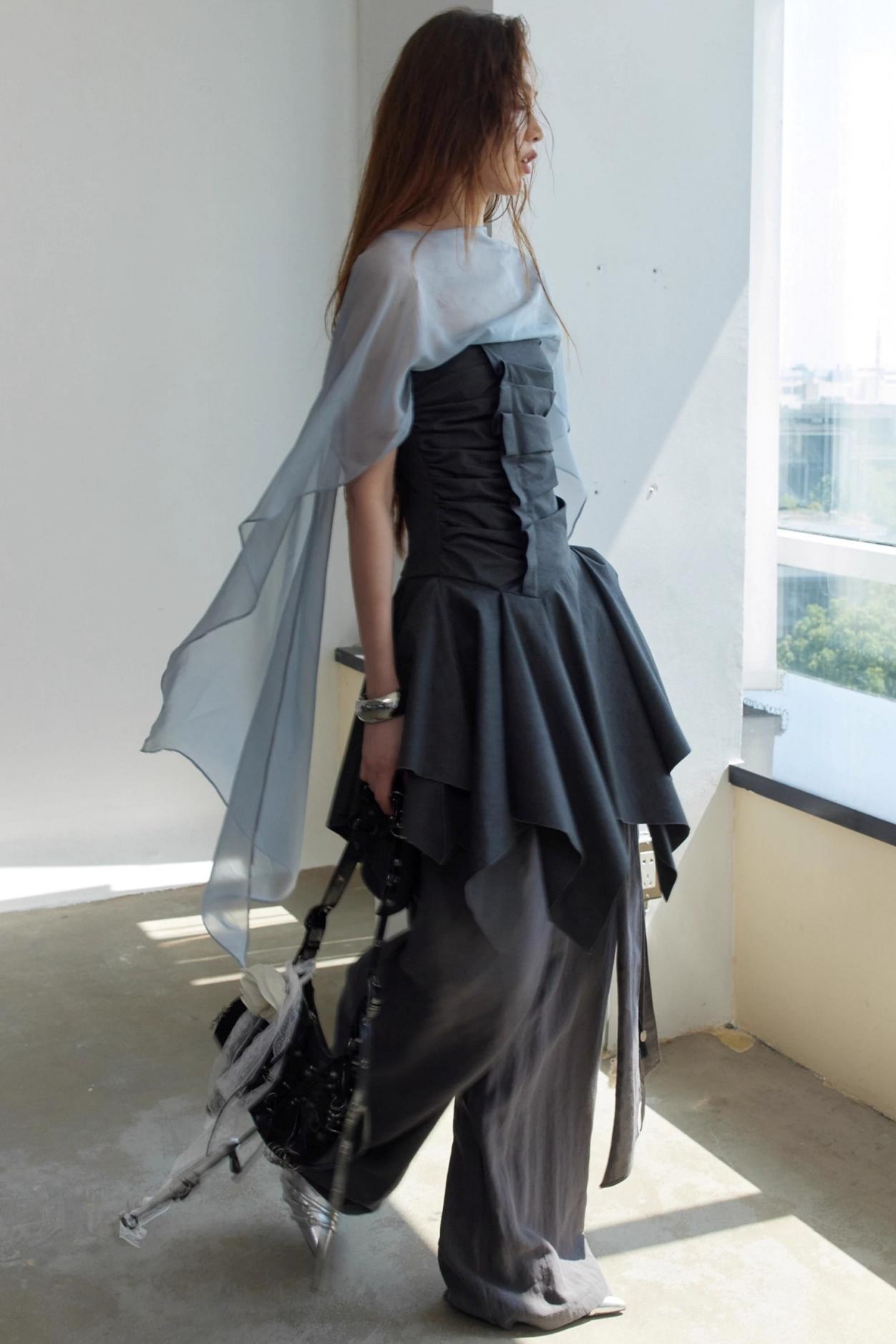 Wax-Dyed Asymmetric Hem Vintage Vest