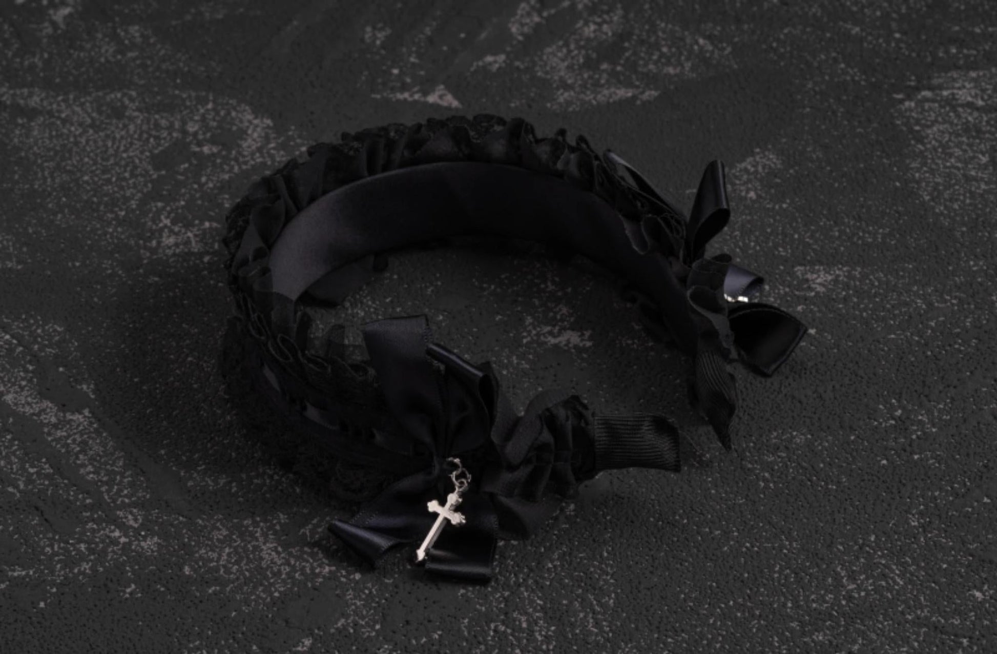 Strange Sugar - Gothic Black Lolita KC Cross Lace Headband Lolita Accessories