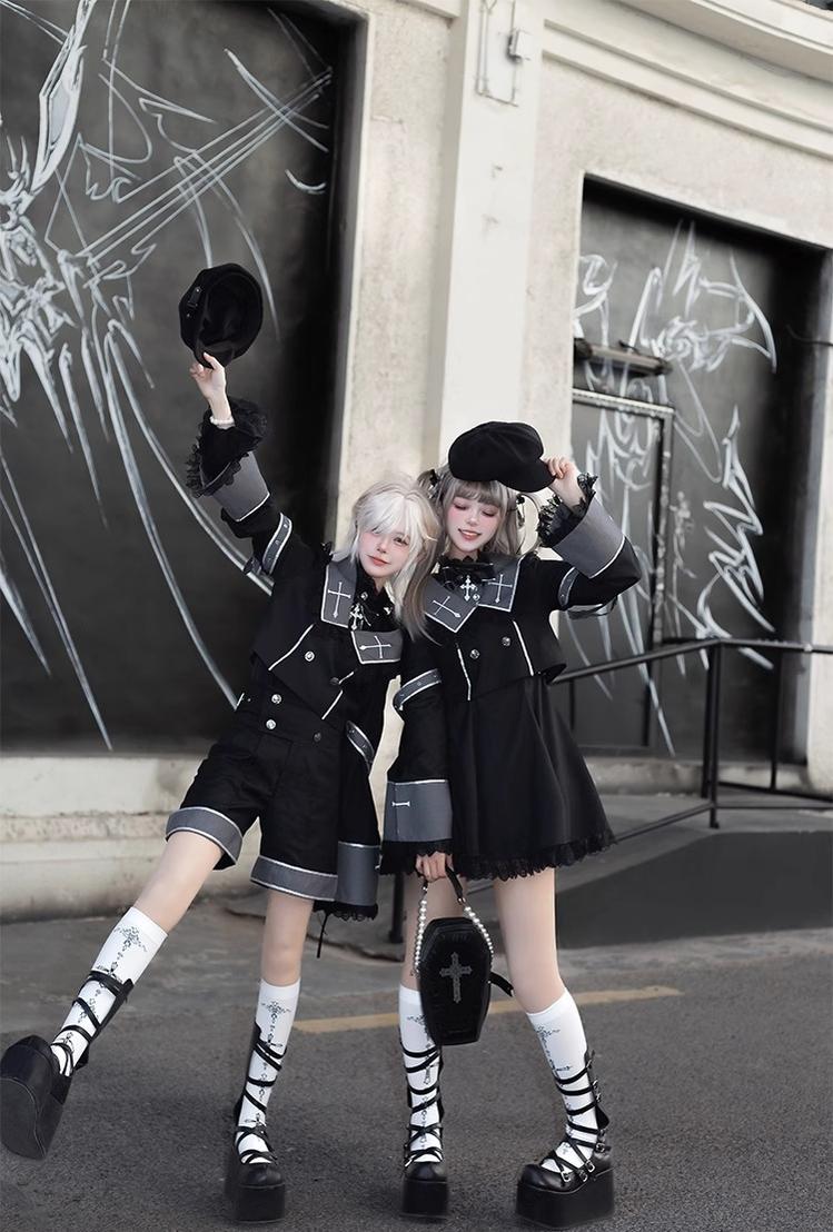 CastleToo - Rules of the Otherworld - Gothic Ouji Lolita Shorts Set with Embroidery Jacket