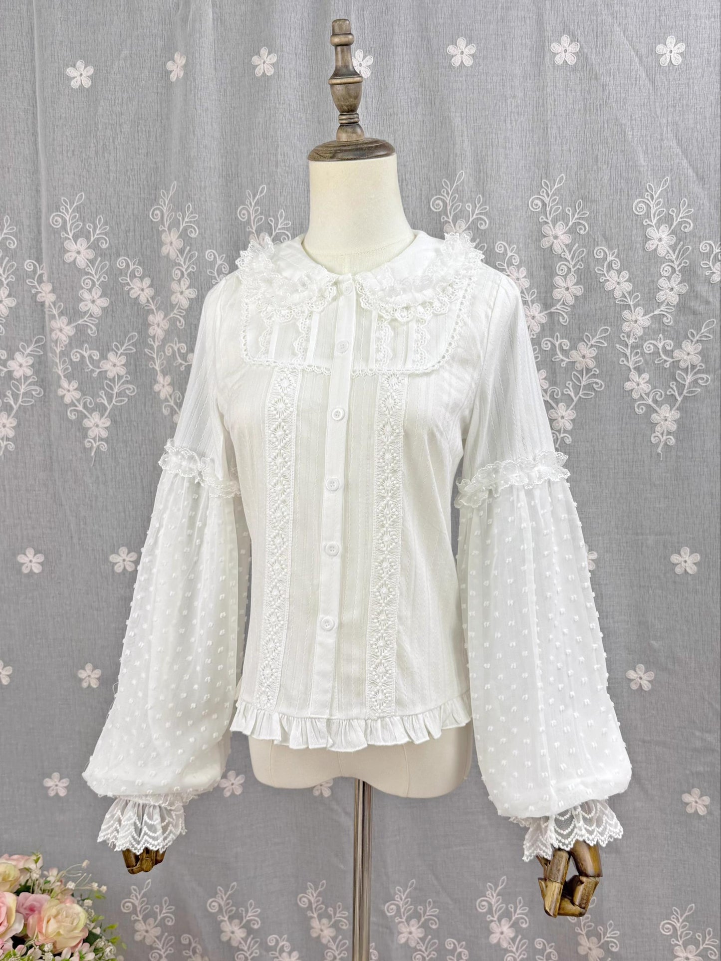 DMFS Lolita - Spiral Candy - Sweet Lolita Long Sleeve Cotton Shirt, Lace Accents