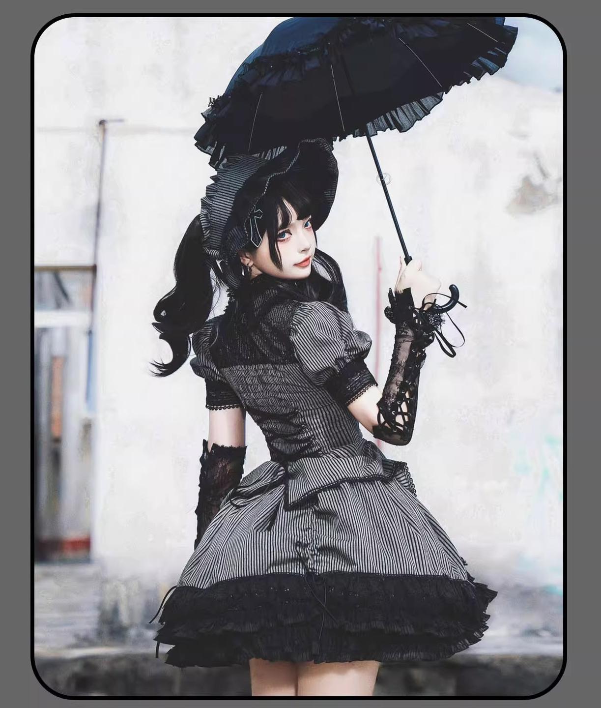 Susin Lolita - Striped Cross - Gothic Coordinated Lolita Set, Adjustable Blouse & Skirt