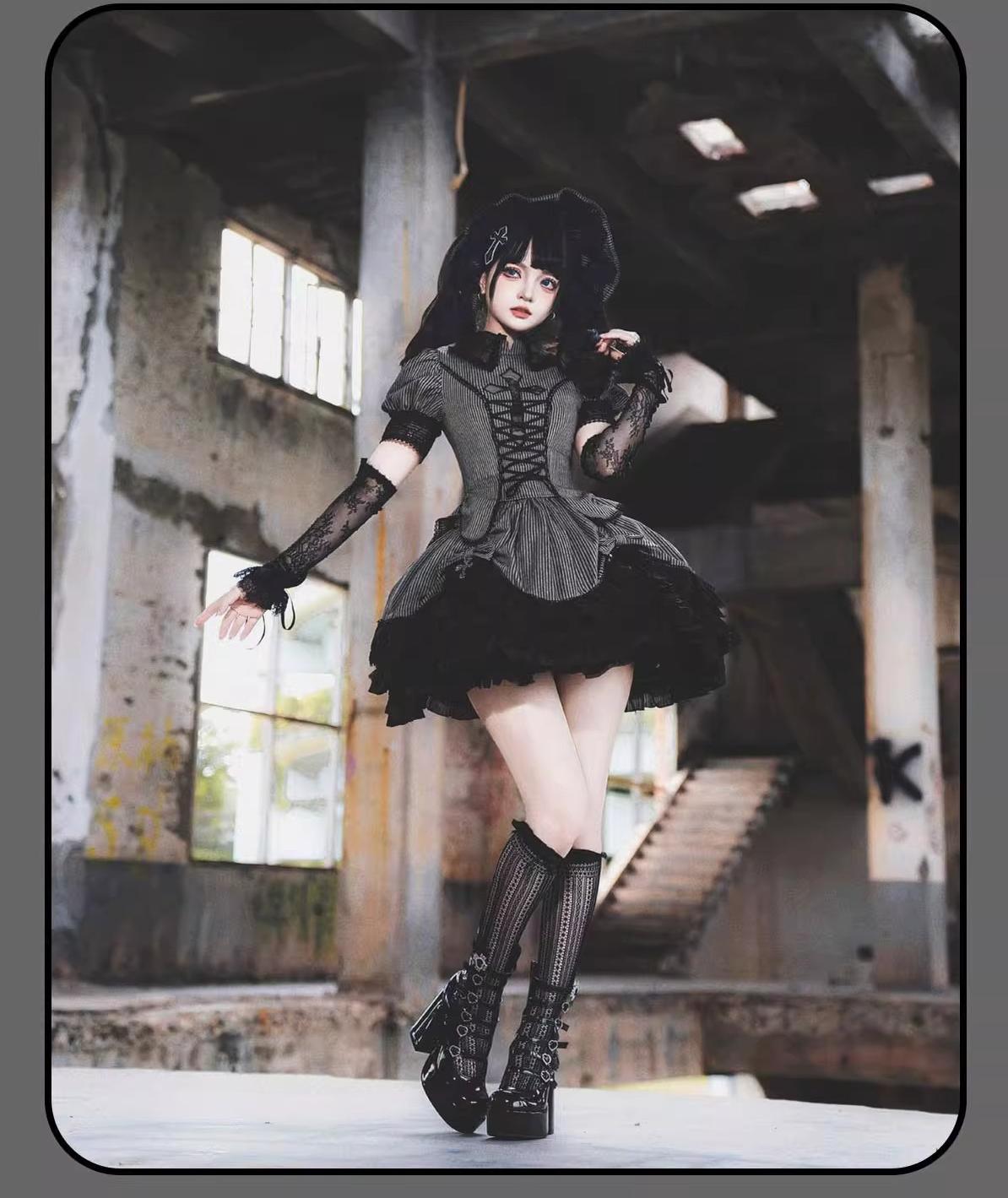 Susin Lolita - Striped Cross - Gothic Coordinated Lolita Set, Adjustable Blouse & Skirt