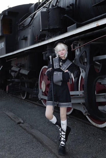 CastleToo - Rules of the Otherworld - Gothic Ouji Lolita Shorts Set with Embroidery Jacket