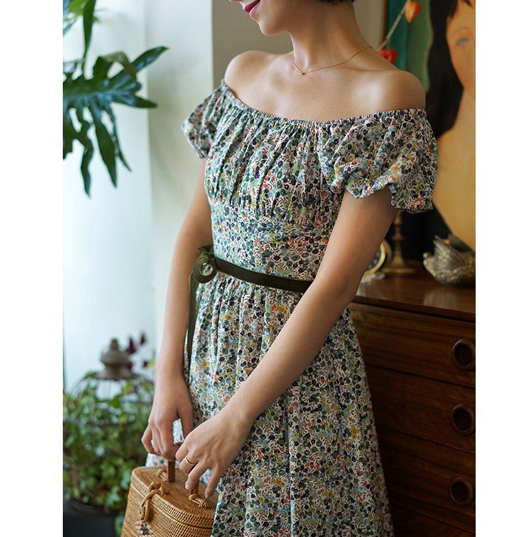 Floral vintage dress for lakeside vacation