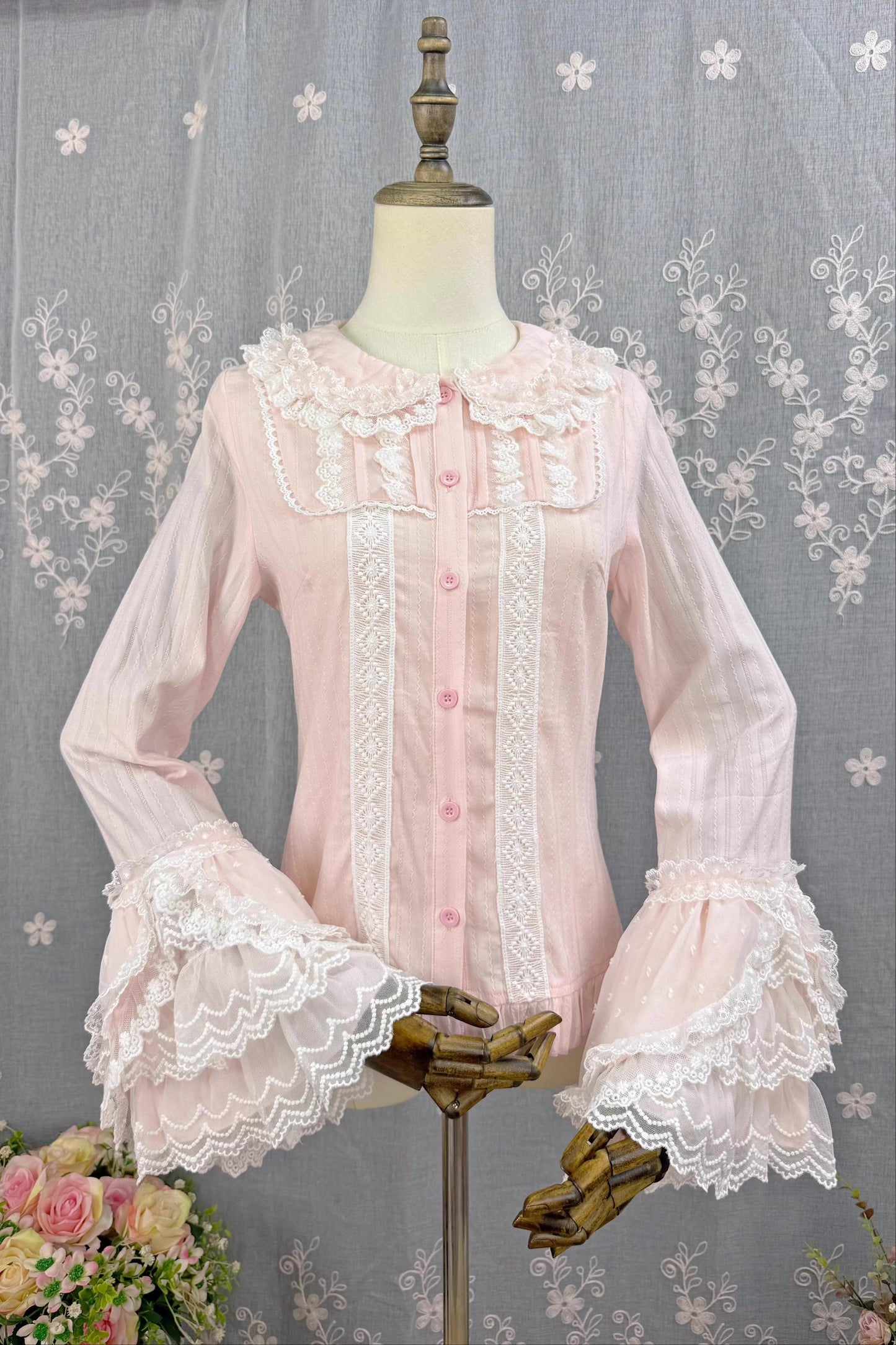 DMFS Lolita - Spiral Candy - Sweet Lolita Long Sleeve Cotton Shirt, Lace Accents