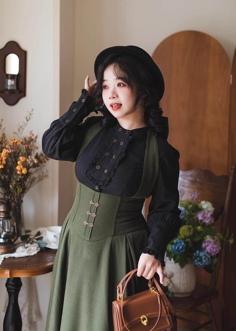 Forest Wardrobe - Vintage Lolita Fishbone Halter SK, Autumn Jacket