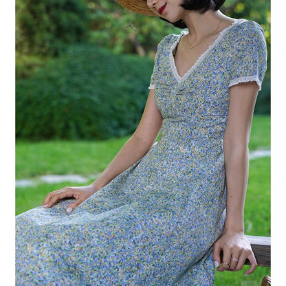 Floral vintage dress