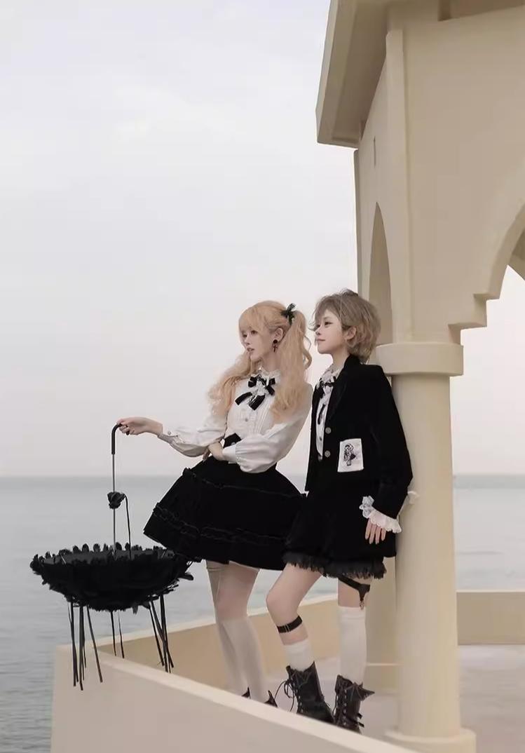 CastleToo - Erosion Heart F-Type - Ouji Lolita Suit Black Velvet Shorts and Skirt